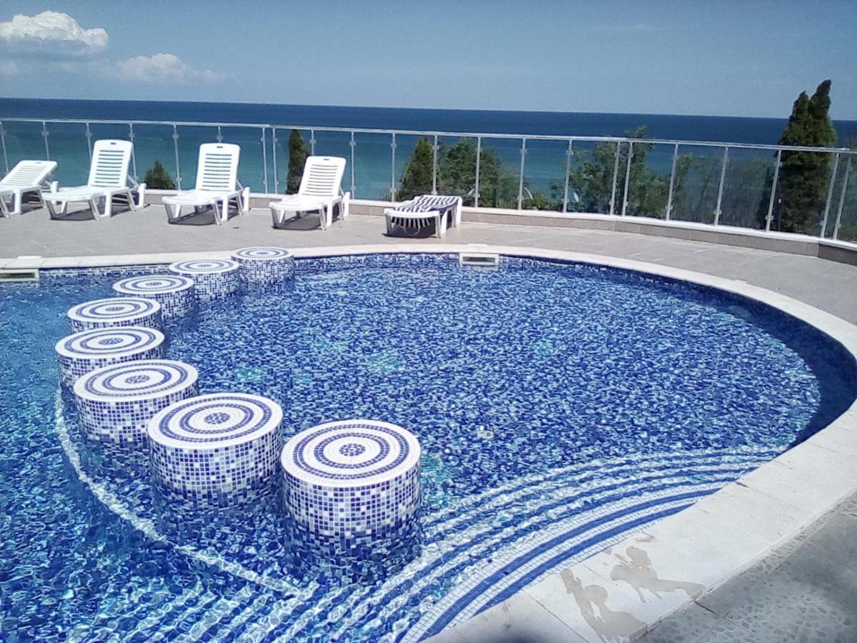 Silver Beach A98 Бяла Екстер'єр фото